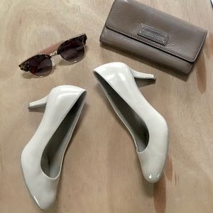 Comfort Plus by Predictions Karmen pumps 6.5W